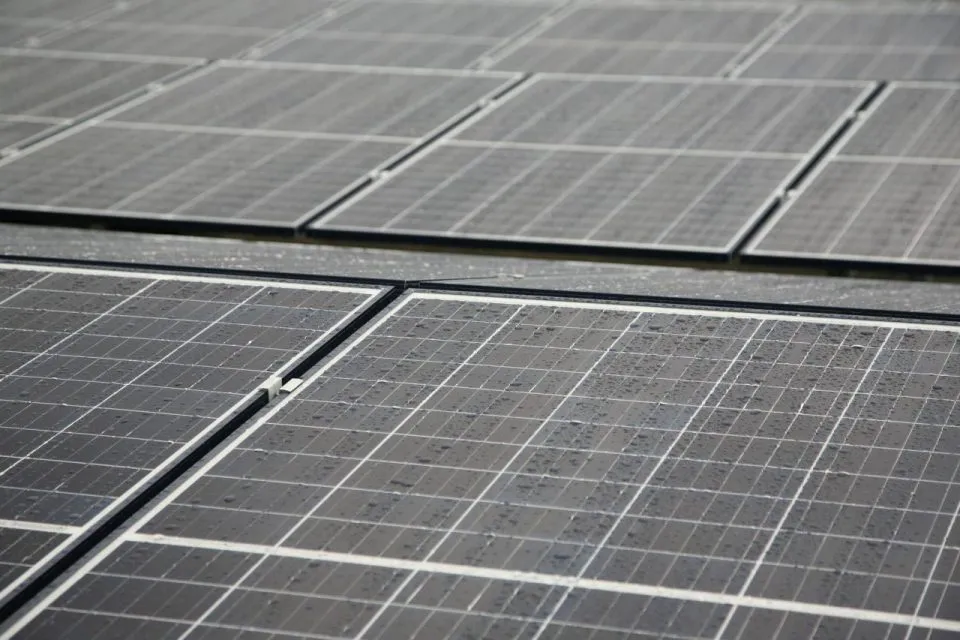 Czy fotowoltaika daje niezależność energetyczną?